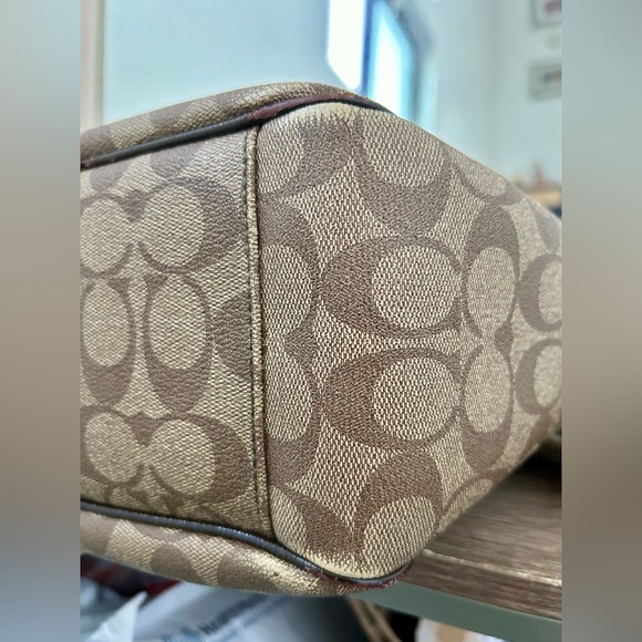 Coach crossbody diaper bag - Picture 5 of 10